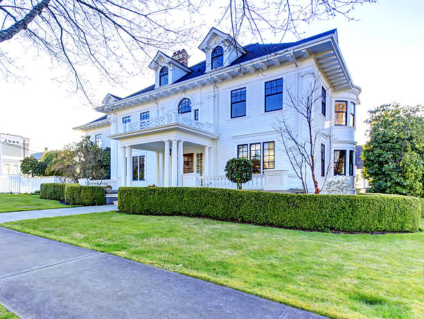 istock Luxury american house with curb appeal 506192627