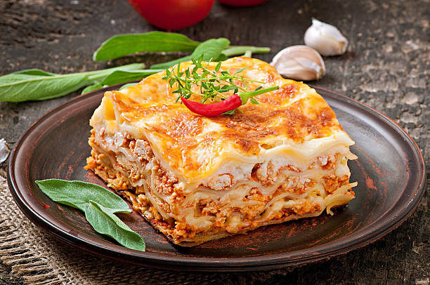 istock Classic Lasagna with bolognese sauce 506213057