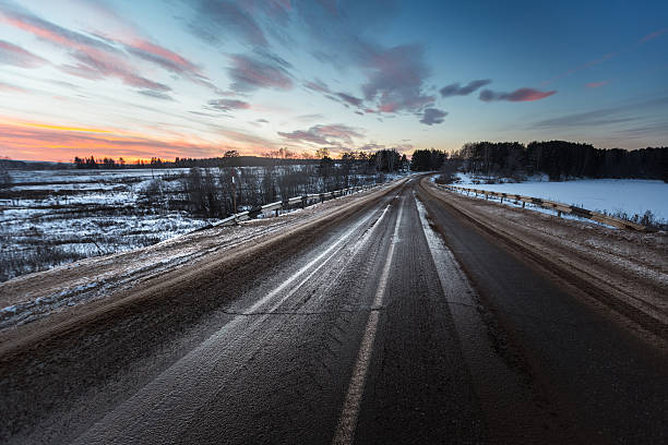 istock Dirty asphalt road 506318442