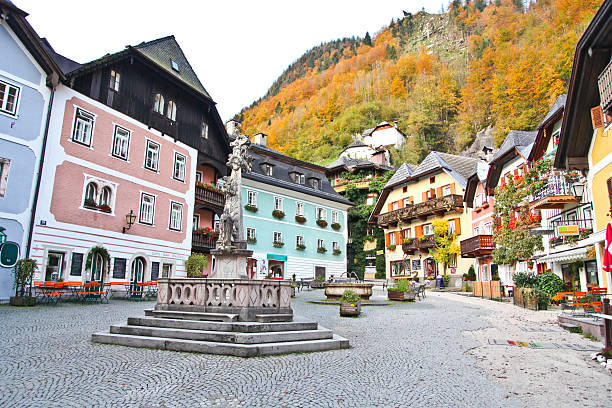 istock Hallstatt town square in Autumn 506325111