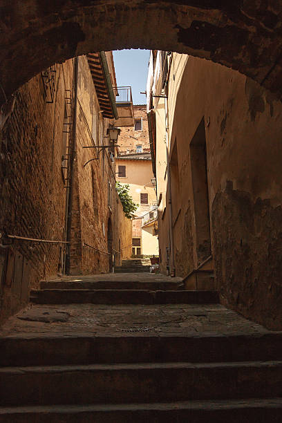 istock Alley in Cortona, Italy 506328562