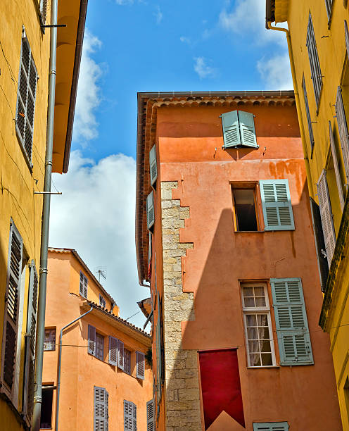 istock Grasse - Architecture of Grasse Town 506332253