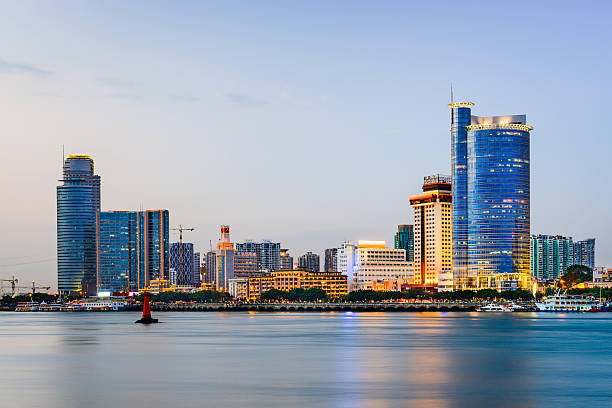 skyline di xiamen, cina - fujian province foto e immagini stock