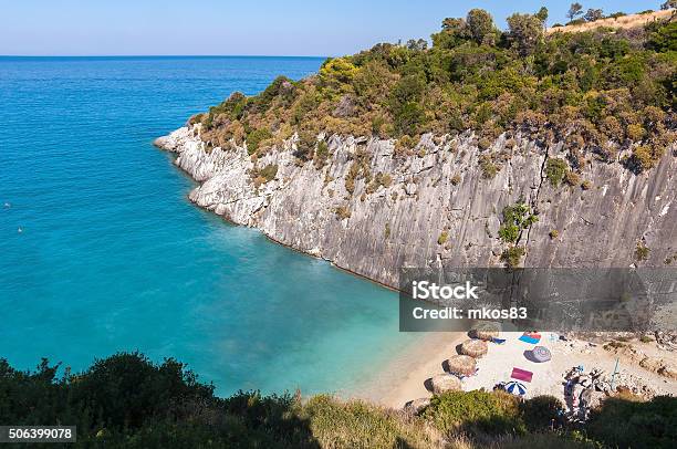 Xigia Playa Con Sulfuro Y El Colágeno Resorte Foto de stock y más banco de imágenes de Acantilado - Acantilado, Agua, Aire libre