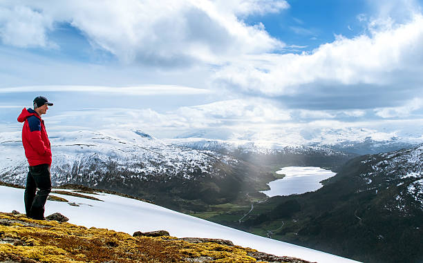 istock Tourist on a hilltop 506404640
