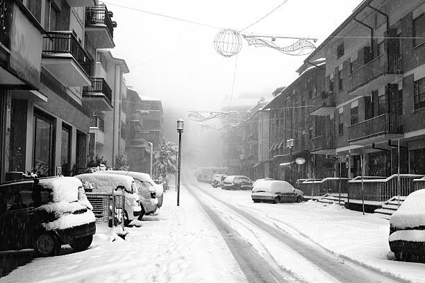istock Snowfall in the city streets. 506431572
