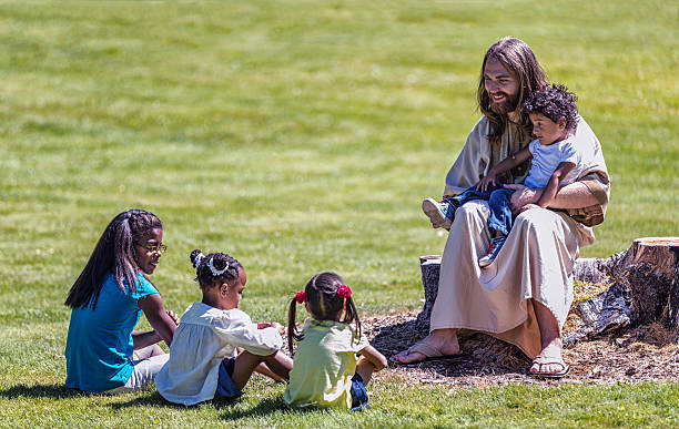 jesus christ sesión de enseñanza para niños de cuatro hermanos - christ child fotografías e imágenes de stock