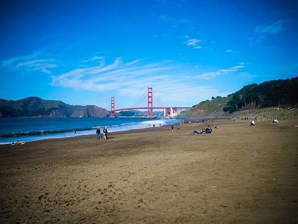 ponte golden gate, da praia de baker, san francisco, ca - suspension bridge northern california marin tower golden gate bridge imagens e fotografias de stock