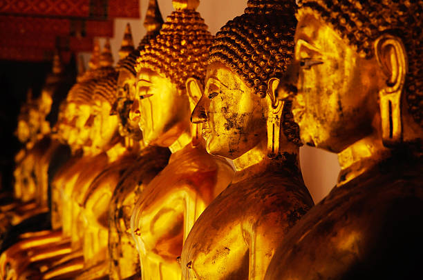 istock Lots of Buddha statues 506435312