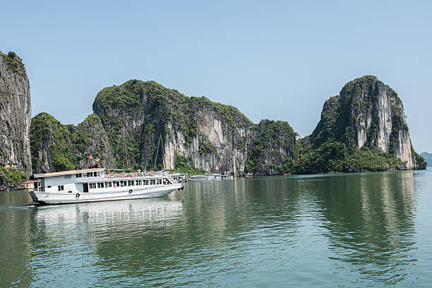 istock Tourist Ride in Ha Long Bay 506443600