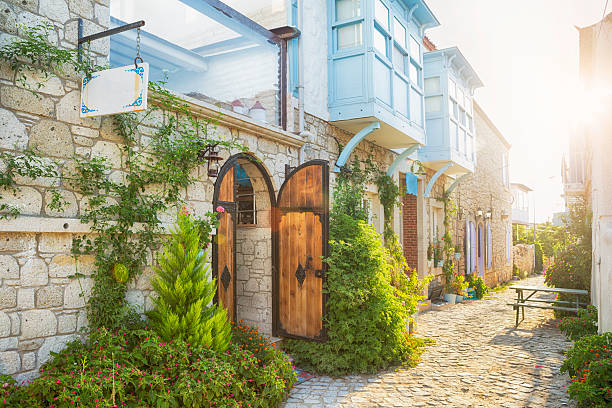 alacati - cesme fotografías e imágenes de stock