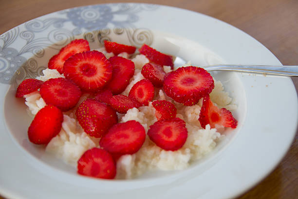 Healthy breakfast: rice porridge with strawberry