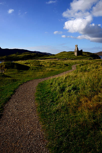 istock Footpath to ruined castle 506595794