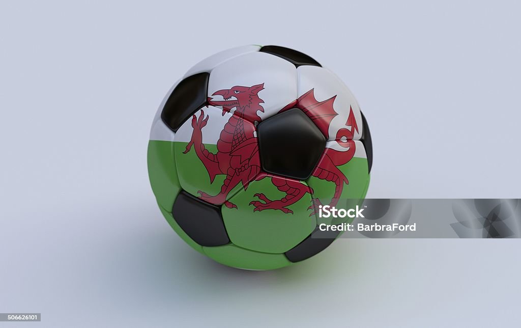 Pallone da calcio con Bandiera del Galles - Foto stock royalty-free di Bandiera