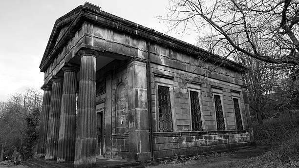 istock Sheffield City Cemetery Mausoleum 506707162