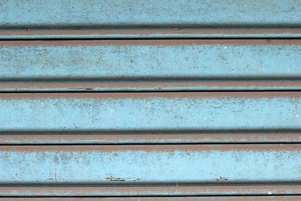 Sliding door with dust density.