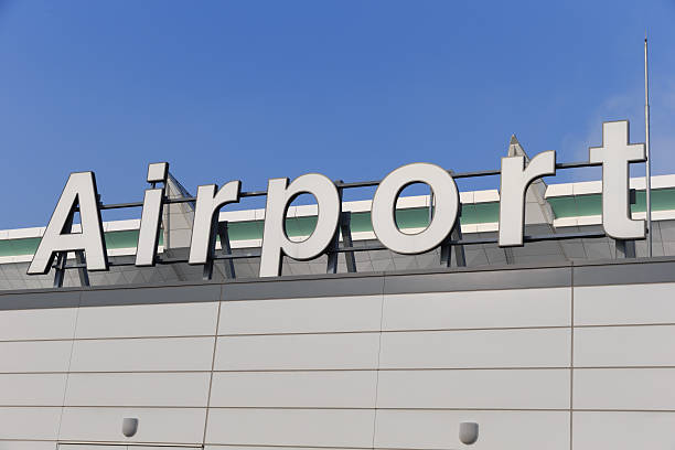 istock Airport Sign 506717237