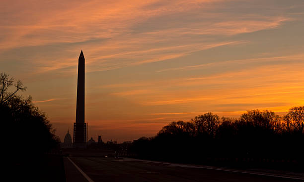 istock Sunrise on the Mall in Winter 506728429