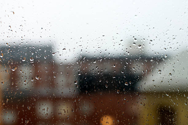 istock Rainy day in the city 506729985