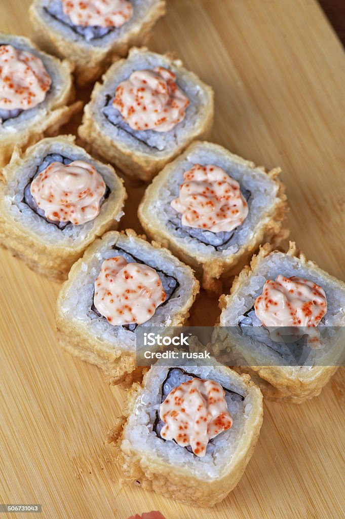 Crème au fromage et tobico Rouleau de sushis - Photo de Aliment libre de droits