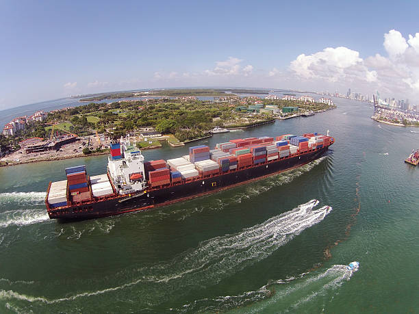 istock Cargo ship entering port of Miami 506731567