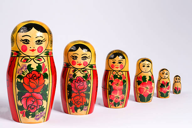 matrioshka - russian nesting doll nested russian culture toy fotografías e imágenes de stock