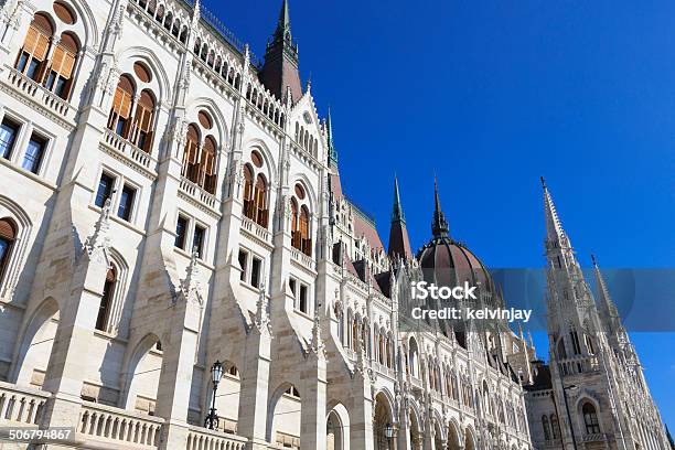 Parlamento Húngaro Em Budapeste - Fotografias de stock e mais imagens de Arquitetura - Arquitetura, Budapeste, Capitais internacionais