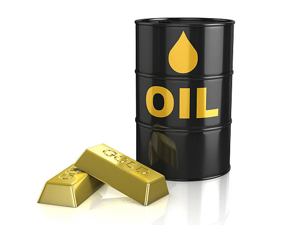 serbatoio olio e oro bar - oil drop currency liquid foto e immagini stock