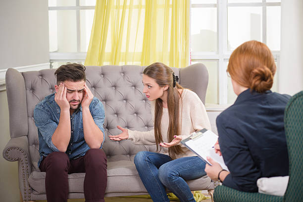 istock Couple at the psychotherapist 506798572