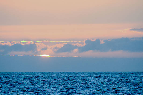 istock The  Sun Setting in the Sea 506801680