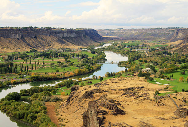 wunderschöne paradise landschaft-snake river canyon, idaho - snake river canyon stock-fotos und bilder