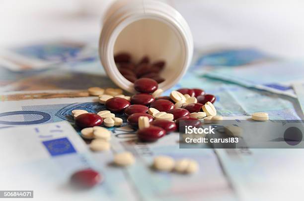 Medicinas - Fotografias de stock e mais imagens de Bilhete - Bilhete, Comprimido, Cuidados de Saúde e Medicina