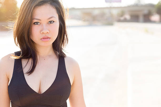 istock Pretty Young Woman 506846229