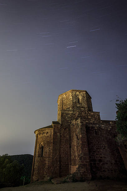 istock Nocturnal church 506911291