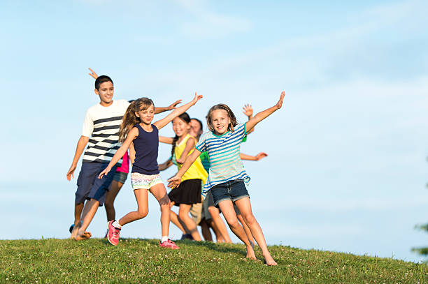 istock Kids outdoors 506922857