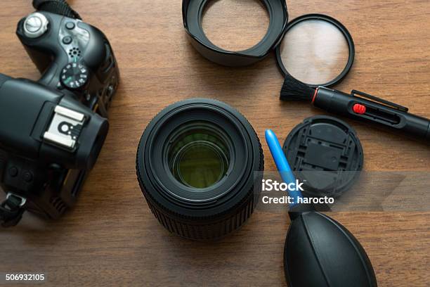Gläser Reinigen Stockfoto und mehr Bilder von Kamera - Kamera, Reinigen, Fotografie