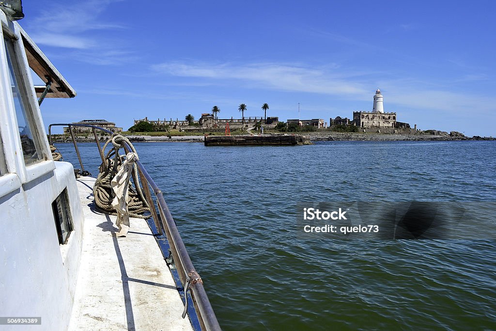 Isla De Flores Montevideo Uruguay Foto de stock y más banco de imágenes de Embarcación marina - Embarcación marina, Faro - Estructura de edificio, Fotografía - Imágenes - iStock Isla De Flores Montevideo Uruguay Foto de stock y más banco de imágenes de Embarcación marina - Embarcación marina, Faro - Estructura de edificio, Fotografía - Imágenes - iStock