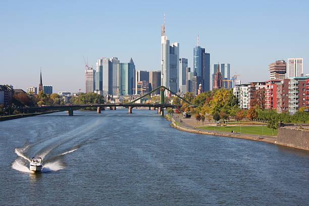istock Skyline Frankfurt with motorboat 506977445