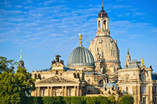 The Dresdner Frauenkirche (\