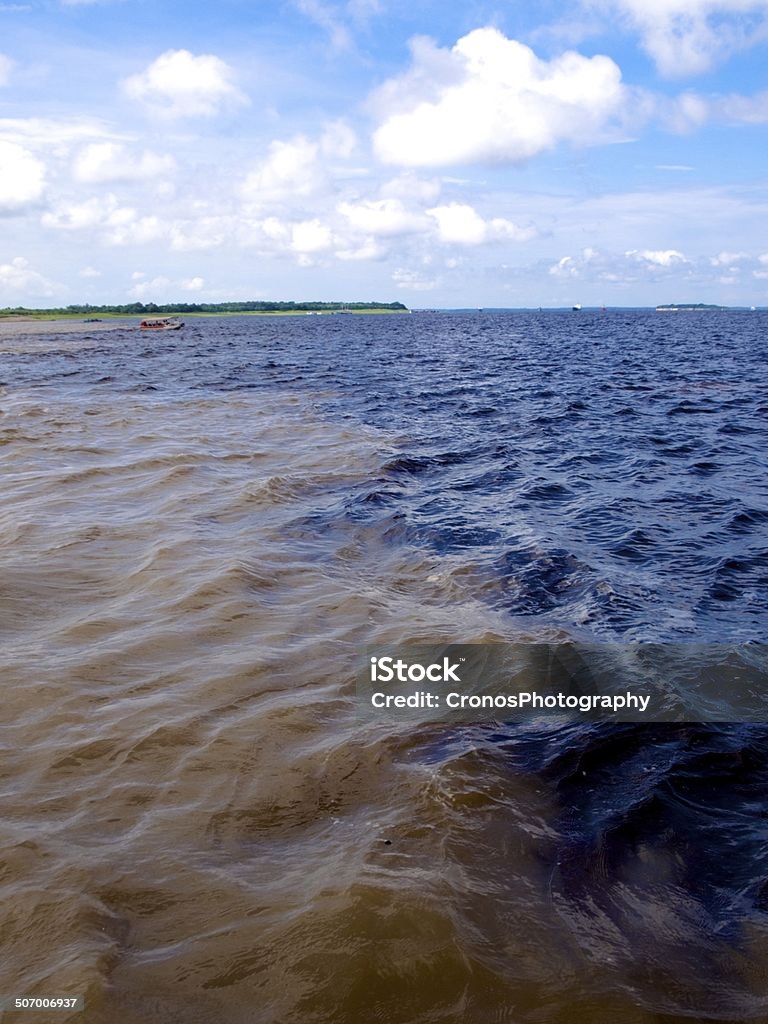 Rivers spotkanie w Manaus - Zbiór zdjęć royalty-free (Amazonka - Rzeka)