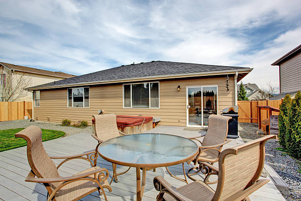 istock Walkout deck with patio area and hot tub 507008327