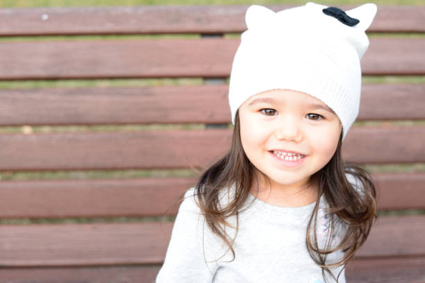 istock Happy little girl 507023510