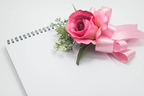 istock Flowers and greeting 507029618