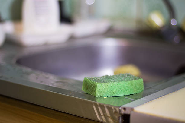 istock Green used sponge for dishes 507031286