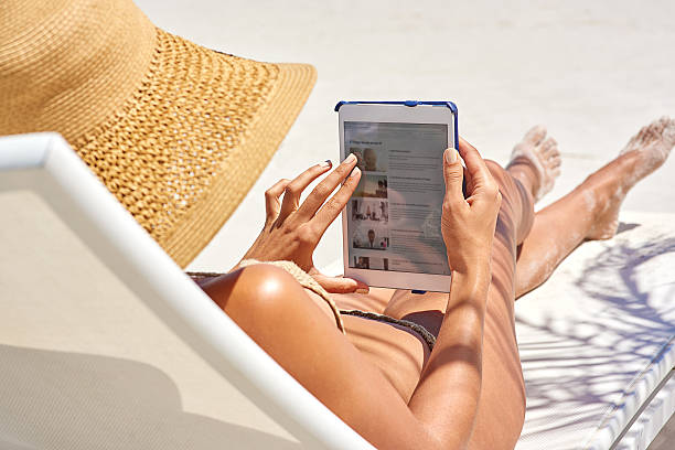 istock Surfing in the sunshine 507080256