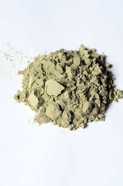 istock Green cosmetic clay powder 507082356