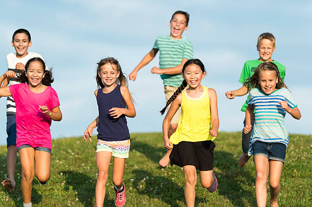 istock Kids outdoors 507093967