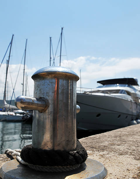 istock Yacht in port 507094307