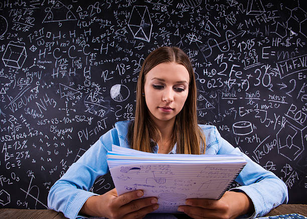 istock Beautiful girl studying 507107042