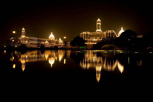 rashtrapati bhawan, assembleia da índia presidente, novo nova deli, índia - new delhi india night government imagens e fotografias de stock